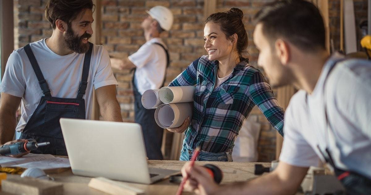 Artisan Contractors: Job Outlook, Risks 