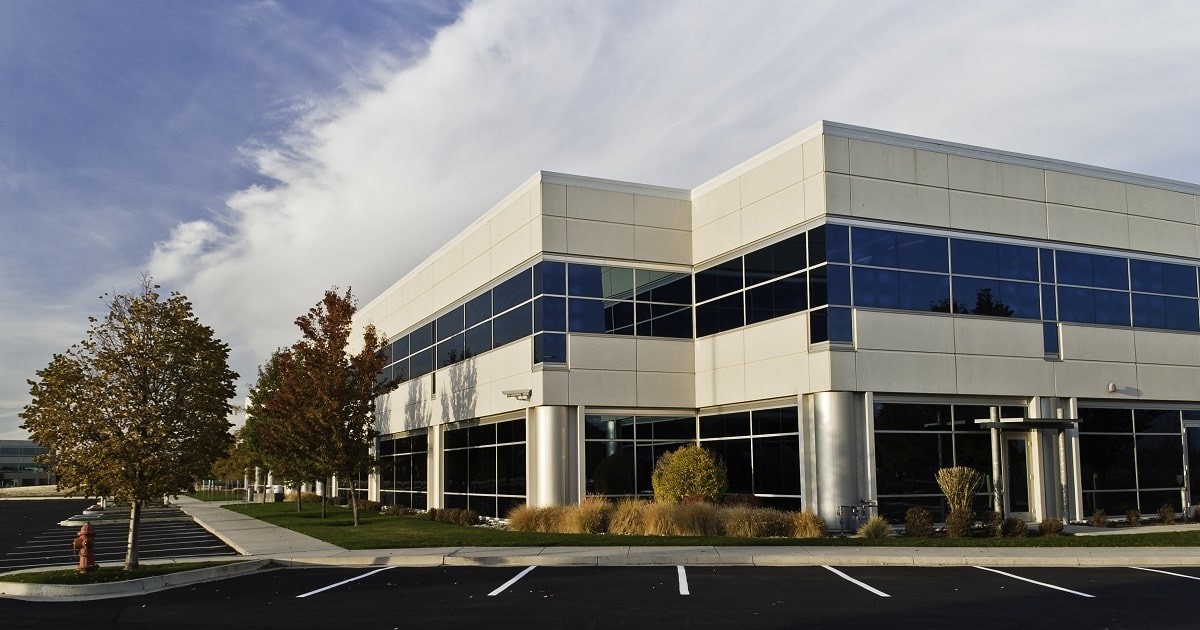 commercial roof maintenance tips